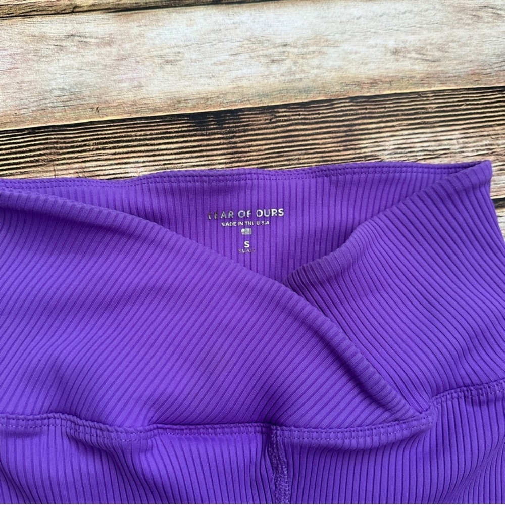 FINAL⬇️EUC💜RARE PURPLE YEAR OF OURS WORKOUT SET - Picture 4 of 6